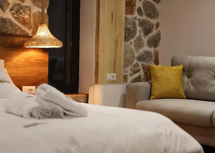 Sofra Kolonjare 酒店 Erseke