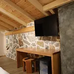 Sofra Kolonjare Hotel